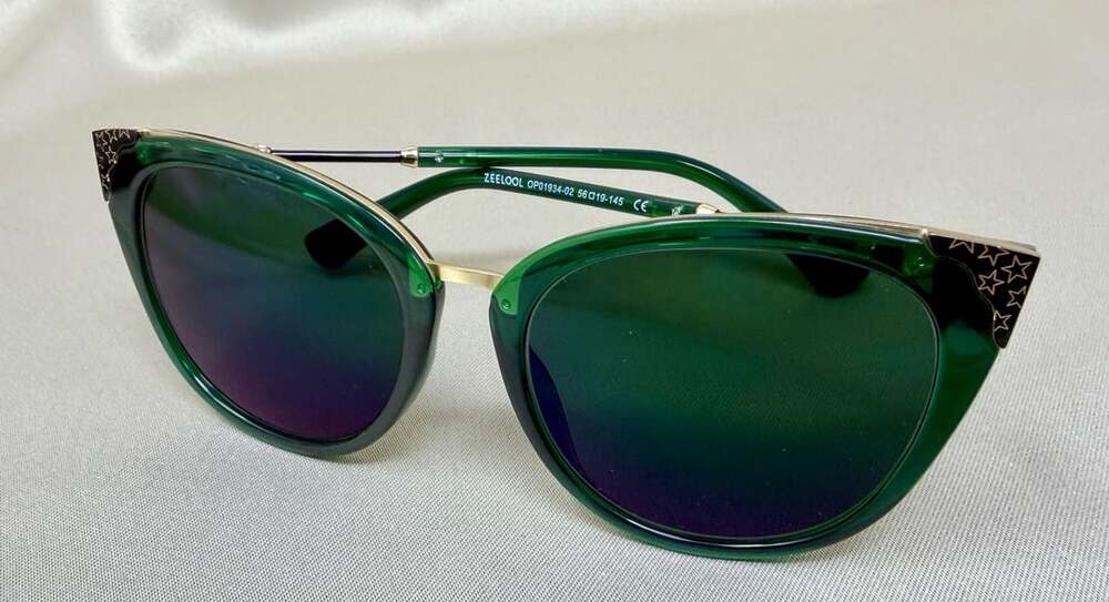 Striking Zeelool Dalton Cat Eye Sunglasses 56-19-145 Green and Gold